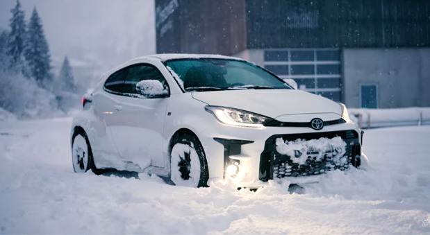 Toyota GR Yaris snow