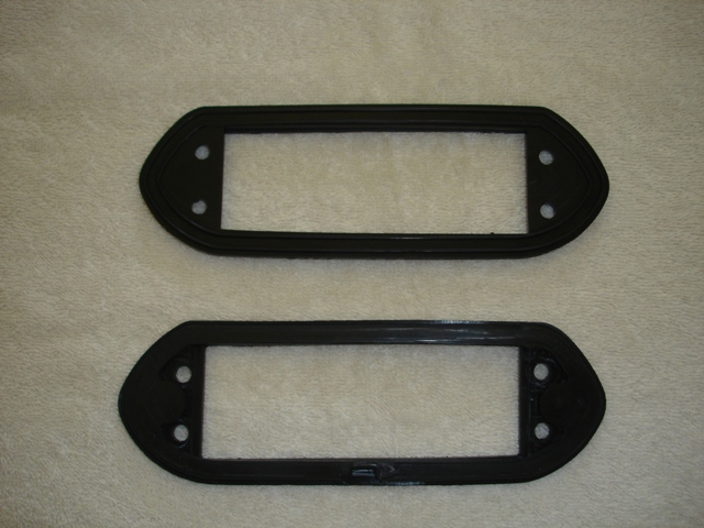 Corolla E10 Series Front Indicator Seal Late Models
